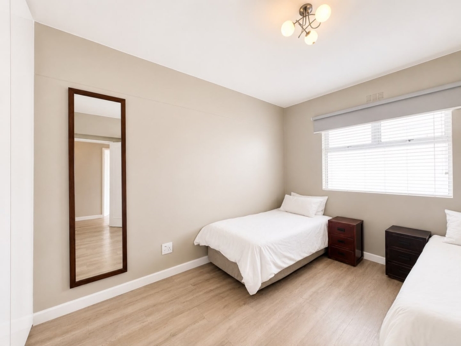 To Let 2 Bedroom Property for Rent in Sea Point Western Cape